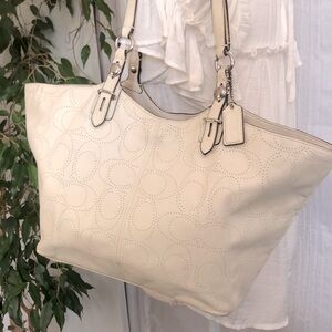 COACH POPPY perforated logo design large tote bag satchel silver hardware